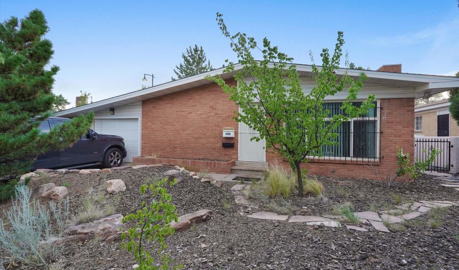400 Sierra Dr SE, Albuquerque, NM 87108 - 3 Beds, 2 Bath