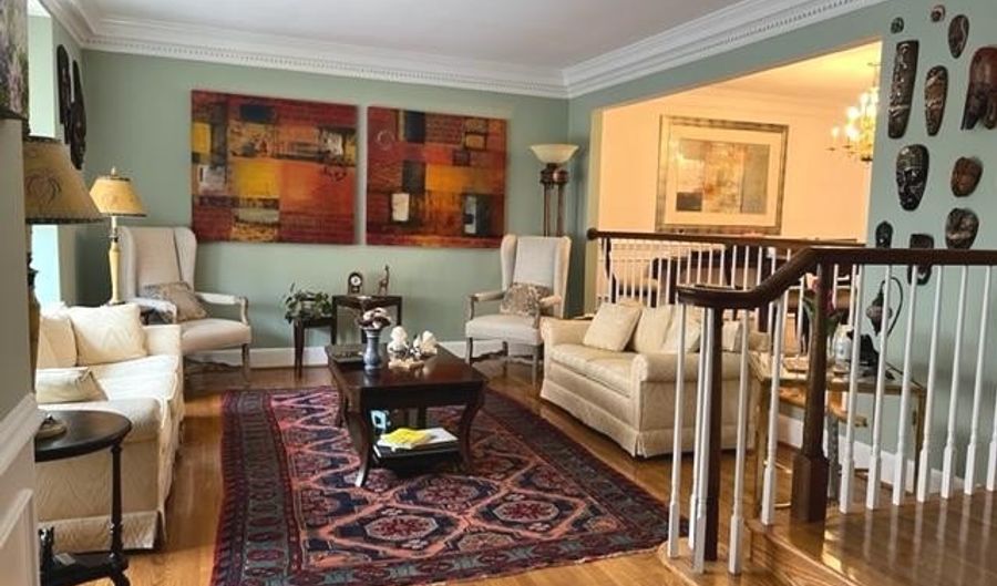 8033 QUARRY RIDGE Way, Bethesda, MD 20817 - 4 Beds, 4 Bath