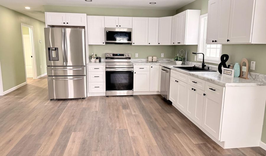 812 Dant Blvd, Bicknell, IN 47512 - 4 Beds, 2 Bath