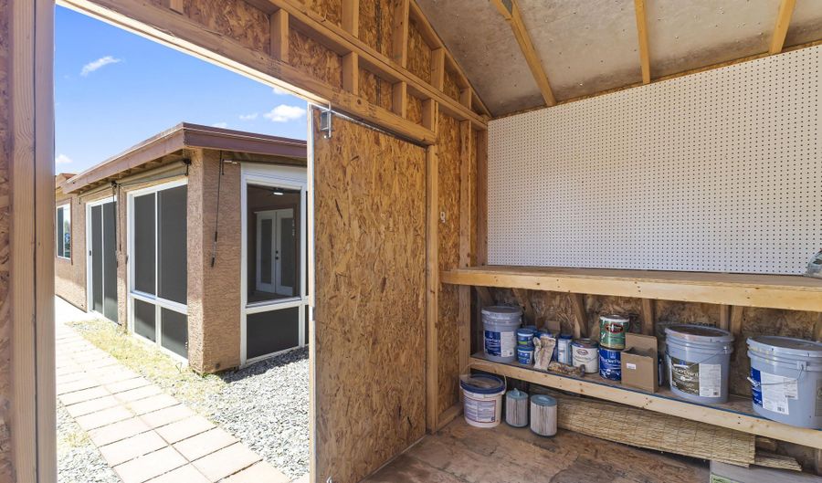 9343 W PINEVETA Dr, Arizona City, AZ 85123 - 3 Beds, 2 Bath