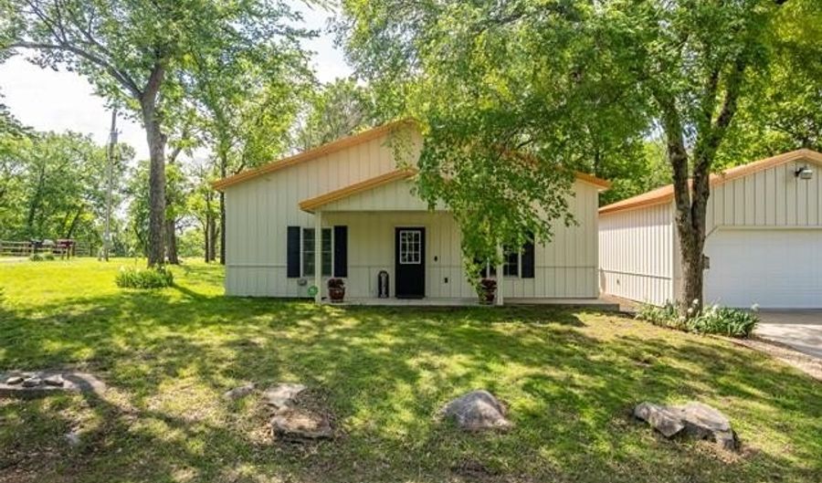 6515 N 4402 Rd, Adair, OK 74330 - 2 Beds, 2 Bath