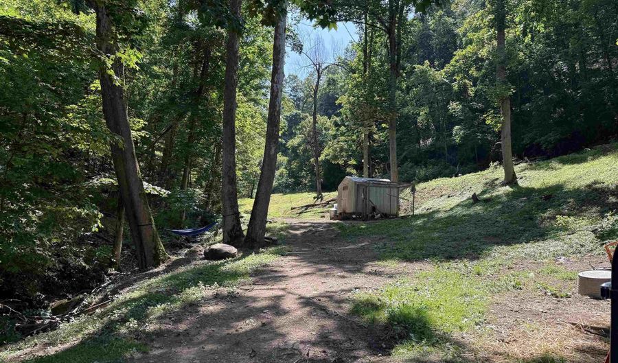 4641 Route 10 750 Route 10, Barboursville, WV 25504 - 5 Beds, 5 Bath