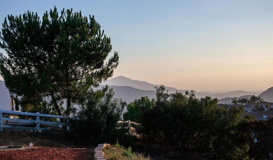 365 ALPINE HEIGHTS Rd, Alpine, CA 91901 - 3 Beds, 2 Bath