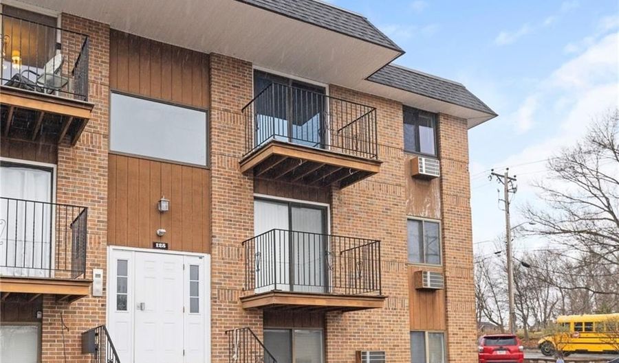 117 John St 54, Lincoln, RI 02865 - 2 Beds, 1 Bath