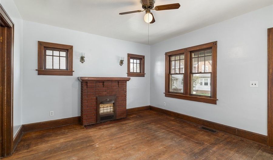 308 Ferrell Ave, Ashland, OH 44805 - 3 Beds, 1 Bath
