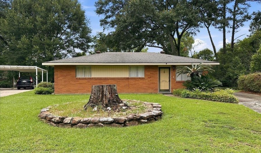 4034 N Maiden Dr, Baton Rouge, LA 70809 - 3 Beds, 2 Bath