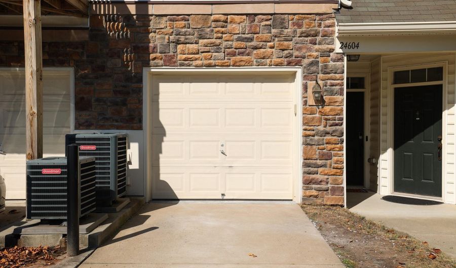 42309 SAN JUAN Ter, Aldie, VA 20105 - 4 Beds, 3 Bath