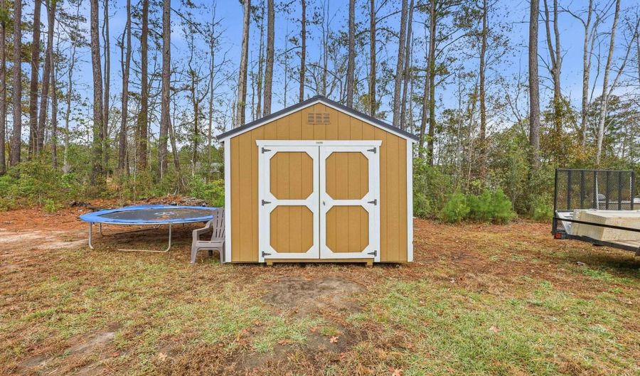 160 Leadwood St, Andrews, SC 29510 - 4 Beds, 3 Bath