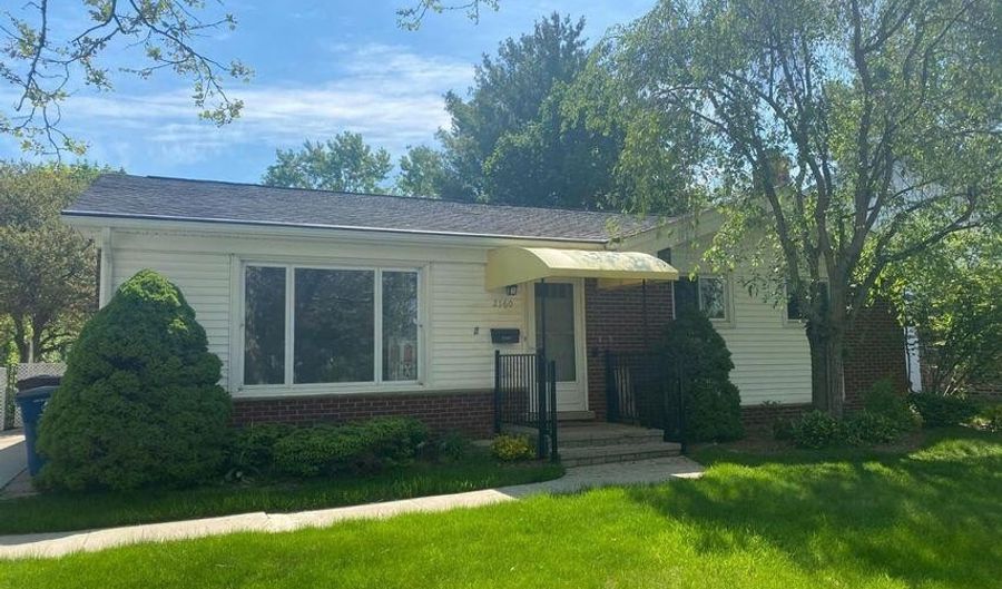 2160 Georgetown Blvd, Ann Arbor, MI 48105 - 3 Beds, 2 Bath