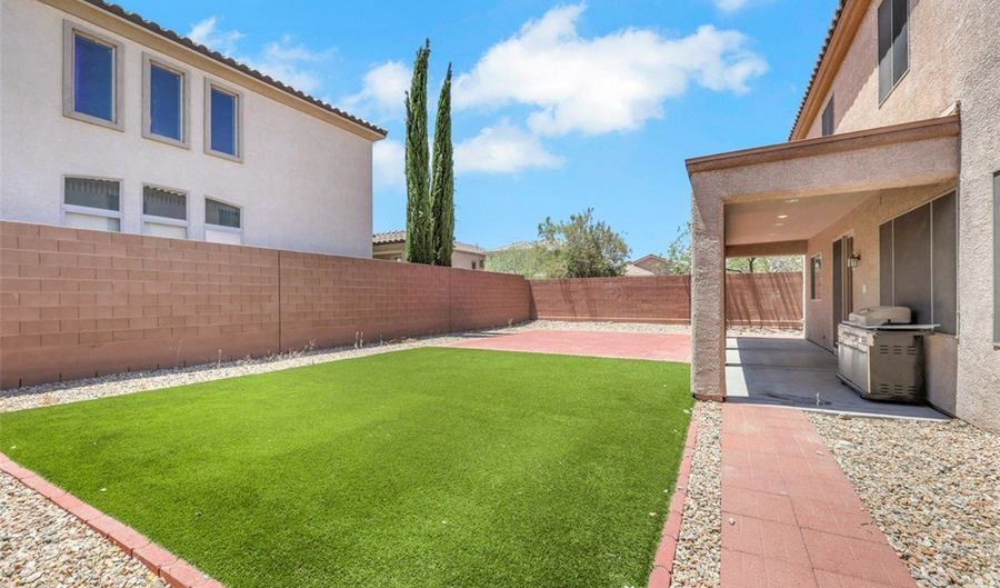 2501 Bechamel Pl, Henderson, NV 89044 - 6 Beds, 4 Bath