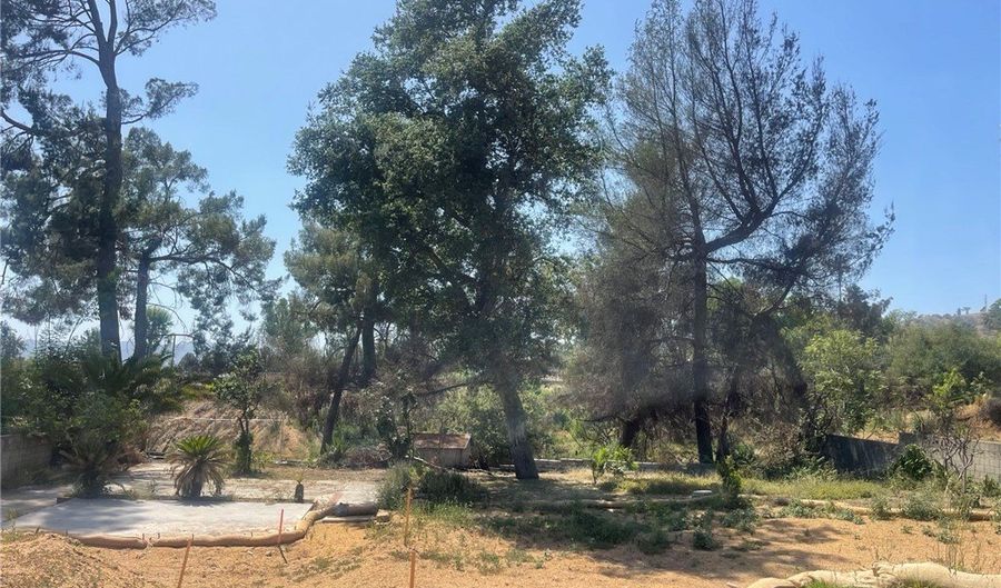 163 E Loma Alta Dr, Altadena, CA 91001 - 0 Beds, 0 Bath