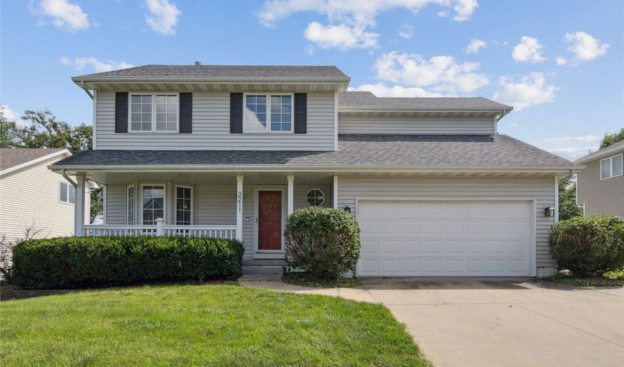 3211 SW 35th St, Ankeny, IA 50023 - 4 Beds, 3 Bath