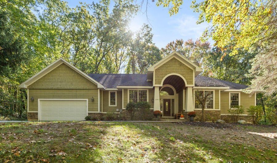 1290 Cramton Ave NE, Ada, MI 49301 - 4 Beds, 3 Bath