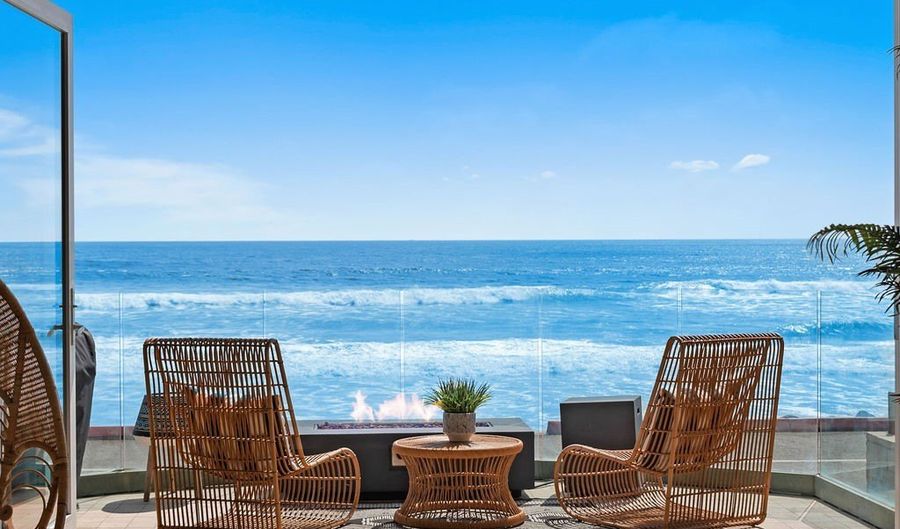 516 S THE STRAND #A, Oceanside, CA 92054 - 4 Beds, 4 Bath