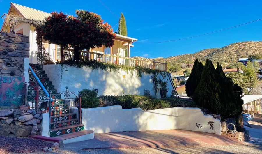 9 SPRING Cyn, Bisbee, AZ 85603 - 2 Beds, 2 Bath