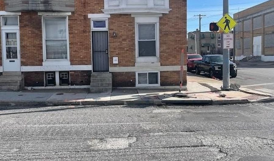 2133 W MULBERRY St, Baltimore, MD 21223 - 2 Beds, 2 Bath