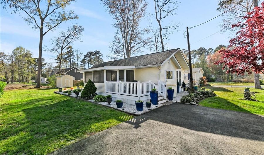 37210 FLORIDA Dr, Frankford, DE 19945 - 2 Beds, 1 Bath