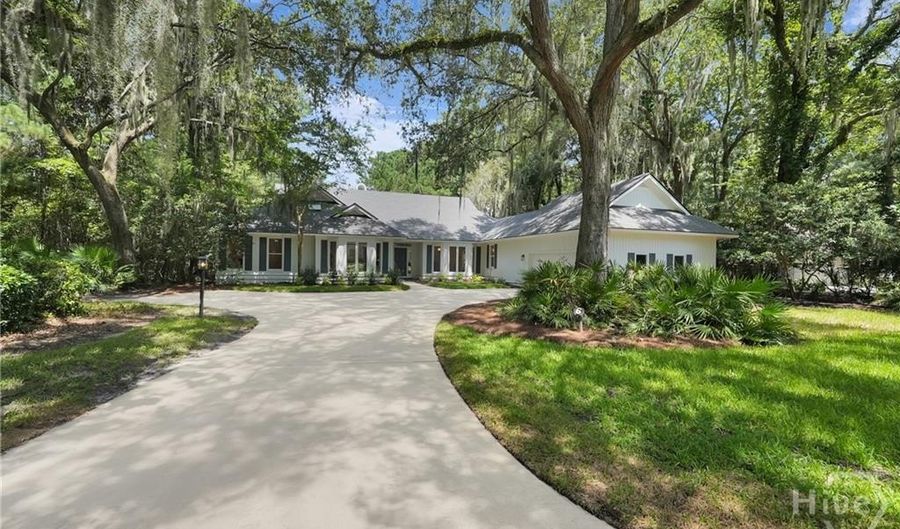 6 Sleepy Terrapin Ln, Savannah, GA 31411 - 4 Beds, 3 Bath