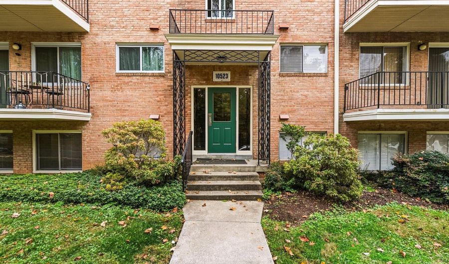 10523 MONTROSE Ave 203, Bethesda, MD 20814 - 3 Beds, 2 Bath