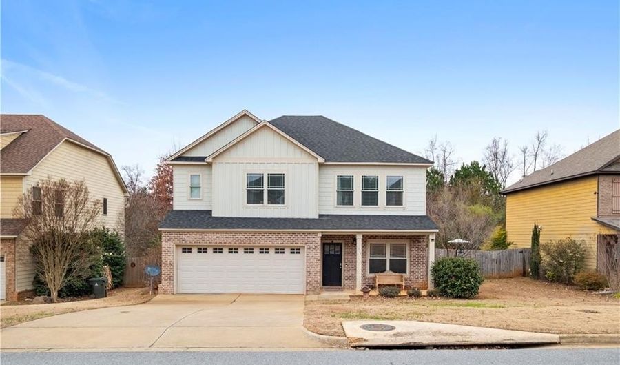 2414 ANTLER RIDGE Dr, Auburn, AL 36832 - 3 Beds, 3 Bath