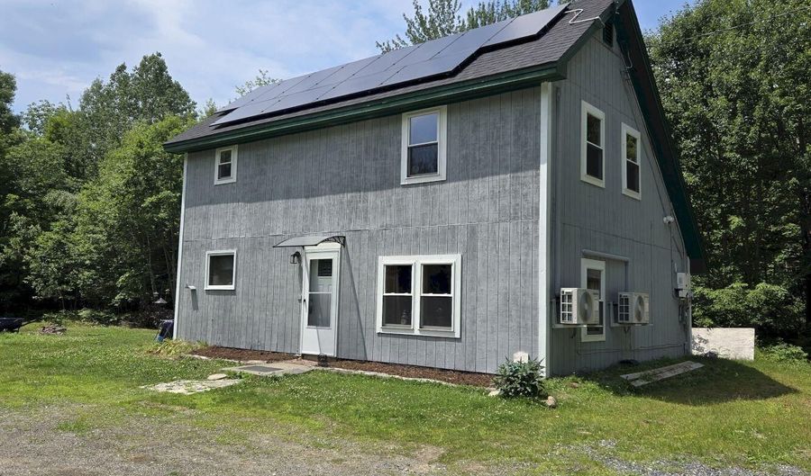 340 Campground Rd, Anson, ME 04958 - 1 Beds, 1 Bath