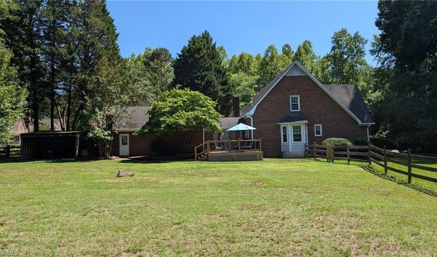 222 Shallowbrook Dr, Advance, NC 27006 - 3 Beds, 3 Bath