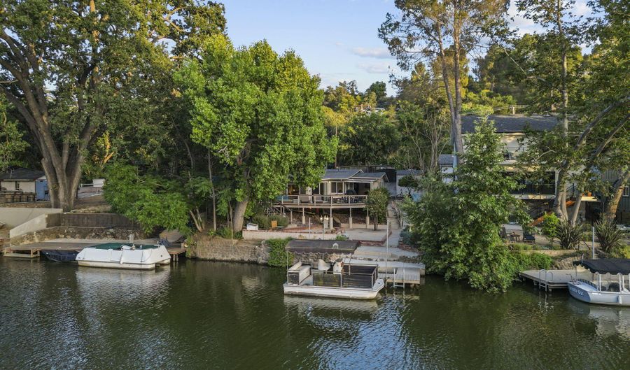 29303 S Lakeshore Dr, Agoura Hills, CA 91301 - 3 Beds, 2 Bath