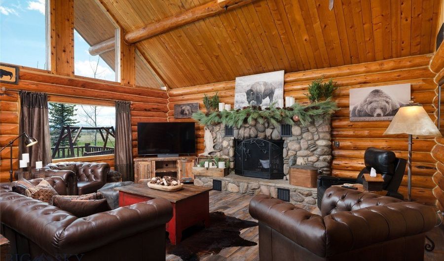 7550 7560 Springhill Rd, Belgrade, MT 59714 - 3 Beds, 3 Bath