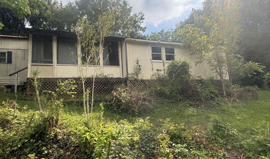 1570 Middle Creek Rd, Afton, TN 37616 - 3 Beds, 2 Bath