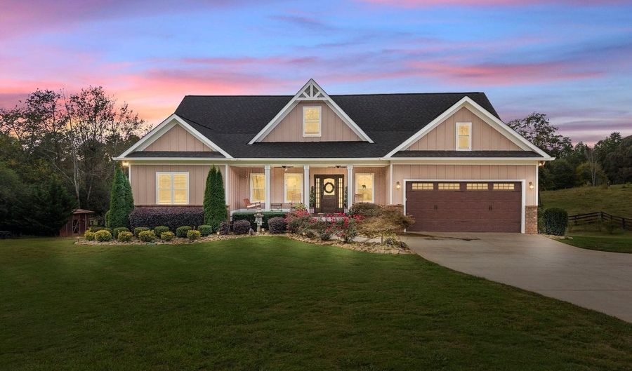 8081 Mud Creek Rd, Alto, GA 30510 - 4 Beds, 3 Bath