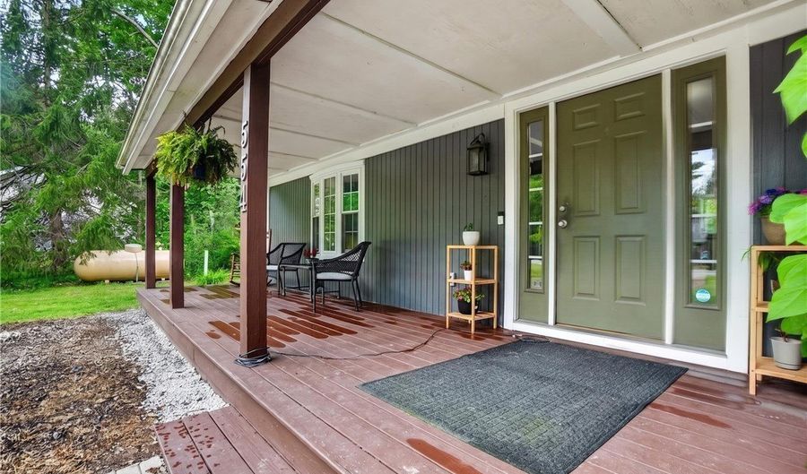 554 E River View Dr, Austinburg, OH 44010 - 3 Beds, 2 Bath