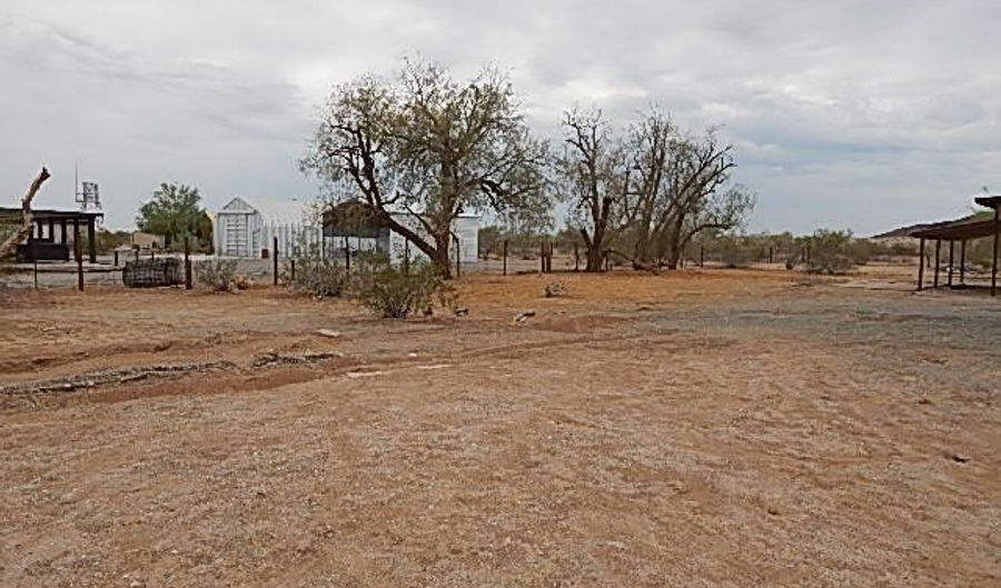 25290 Ochoco Way, Bouse, AZ 85325 - 2 Beds, 2 Bath