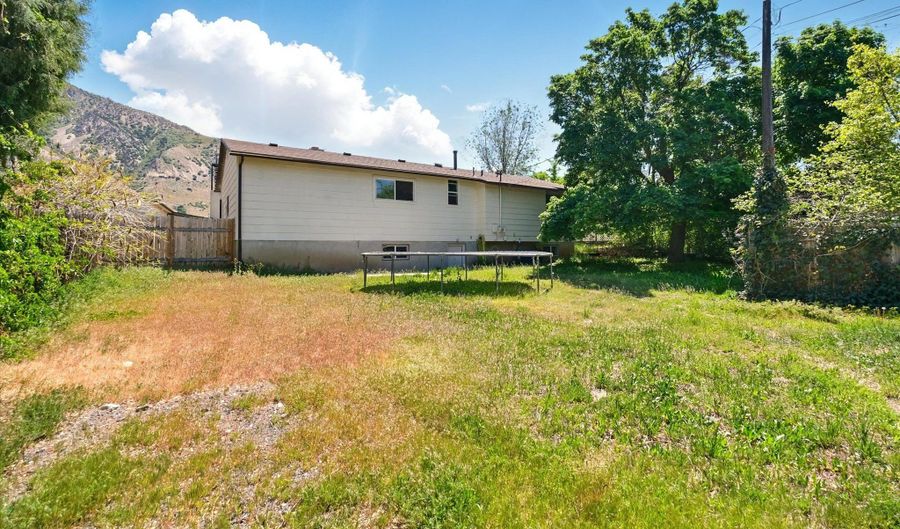 621 N 300 E, Brigham City, UT 84302 - 5 Beds, 3 Bath