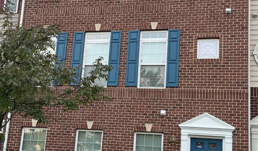 14221 LUSBY RIDGE Rd, Accokeek, MD 20607 - 3 Beds, 4 Bath
