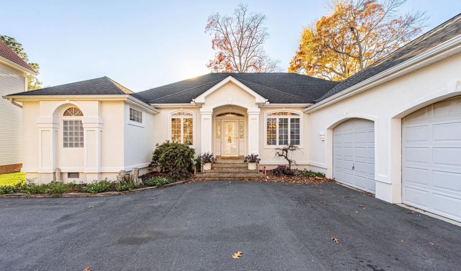 11317 RIVER RUN Ln, Berlin, MD 21811 - 3 Beds, 2 Bath