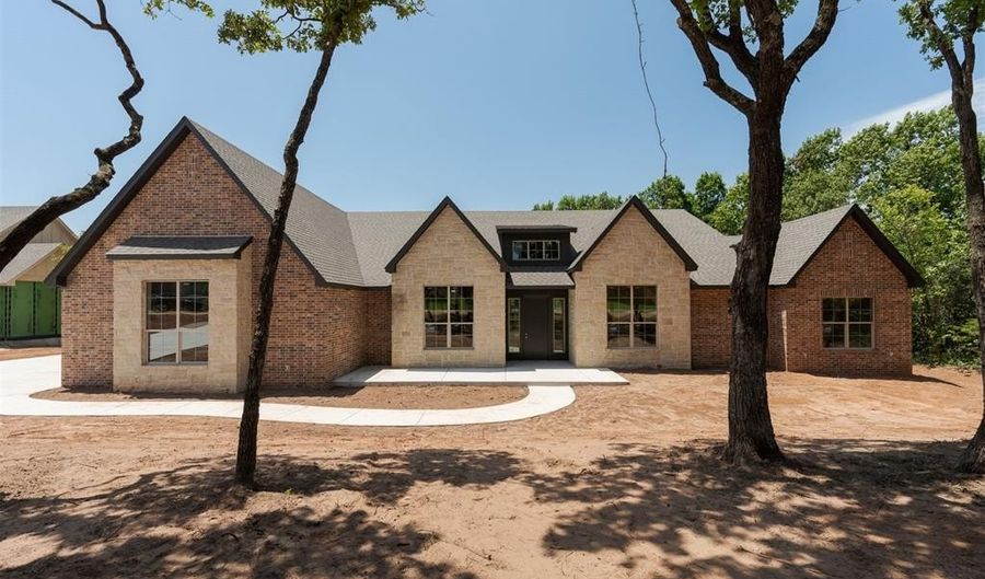 12775 Hidden Trl, Arcadia, OK 73007 - 4 Beds, 4 Bath