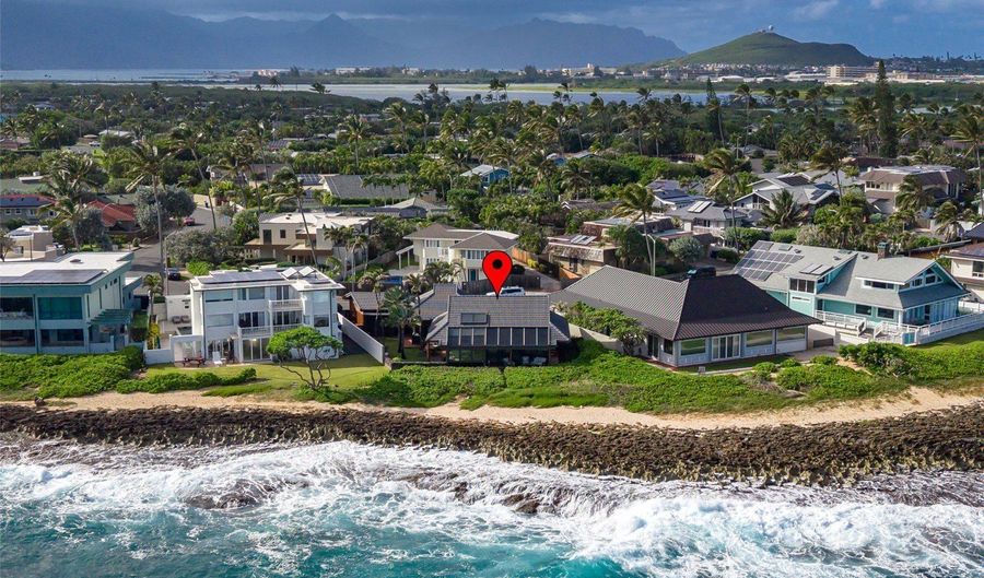 592 Kaimalino St, Kailua, HI 96734 - 4 Beds, 3 Bath