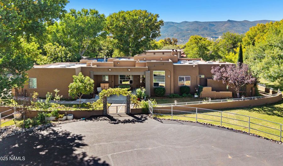 1450 S Maybelle Ln, Camp Verde, AZ 86322 - 4 Beds, 3 Bath