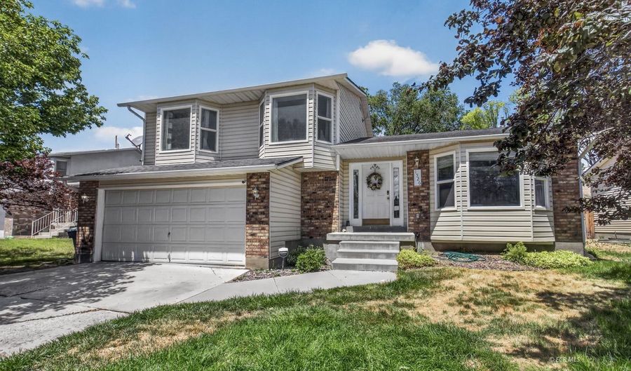 1526 Clover Hills Dr, Elko, NV 89801 - 4 Beds, 3 Bath