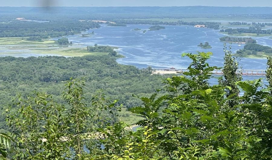 Alma Hills lot 2, Alma, WI 54610 - 0 Beds, 0 Bath