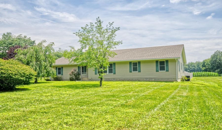 806 LYNNBURY WOODS, Dover, DE 19901 - 3 Beds, 2 Bath