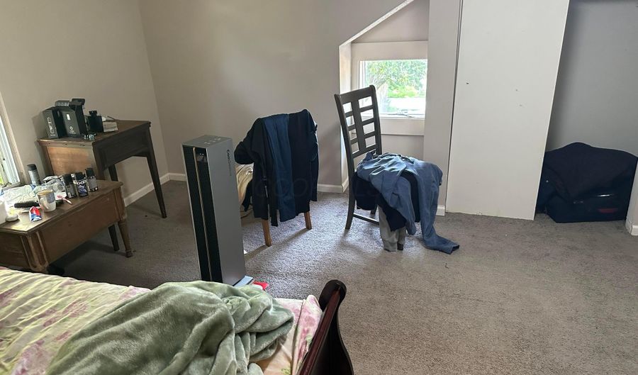 145 E Morrill Ave, Columbus, OH 43207 - 3 Beds, 2 Bath