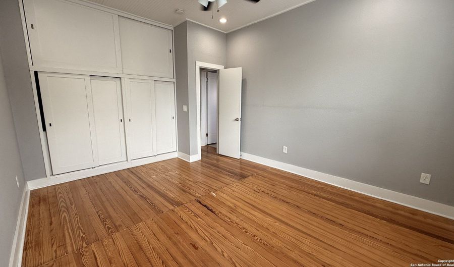 107 Willim 4, Alamo Heights, TX 78209 - 1 Beds, 0 Bath