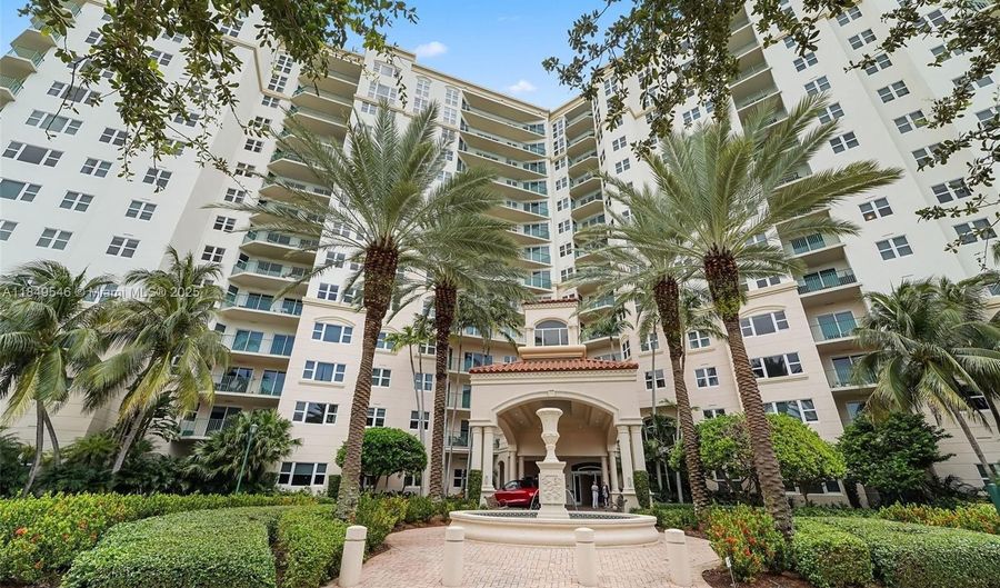 19900 E Country Club Dr 212, Aventura, FL 33180 - 1 Beds, 1 Bath
