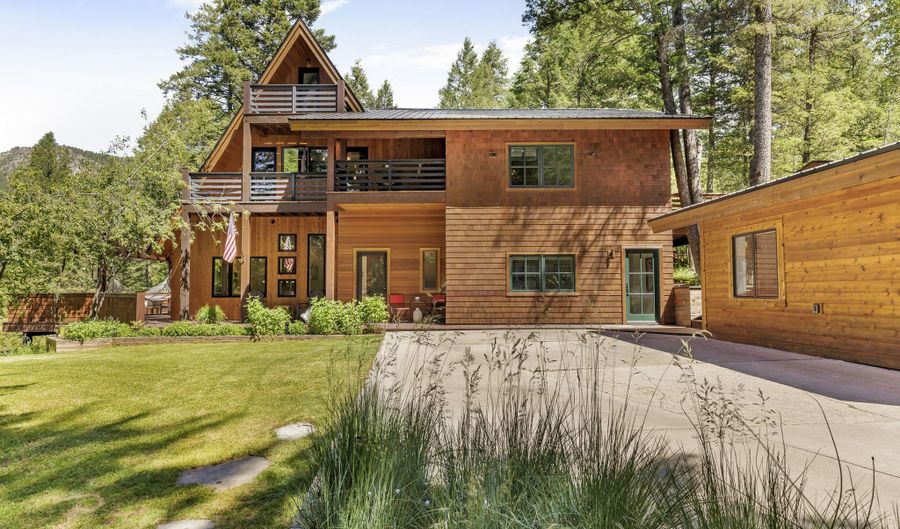 794 TERRACE Dr, Alpine, WY 83128 - 6 Beds, 5 Bath