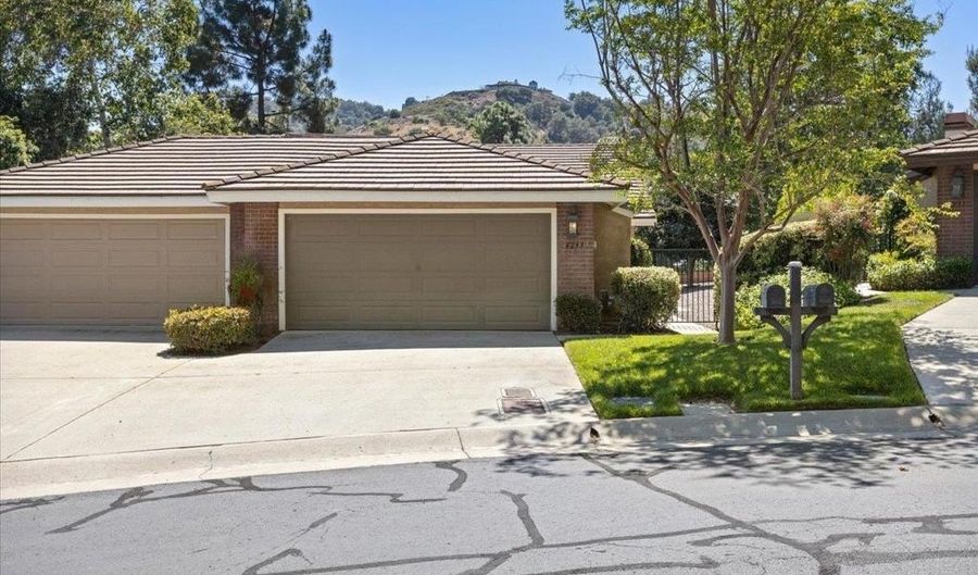 4233 Los Padres Dr, Fallbrook, CA 92028 - 2 Beds, 2 Bath