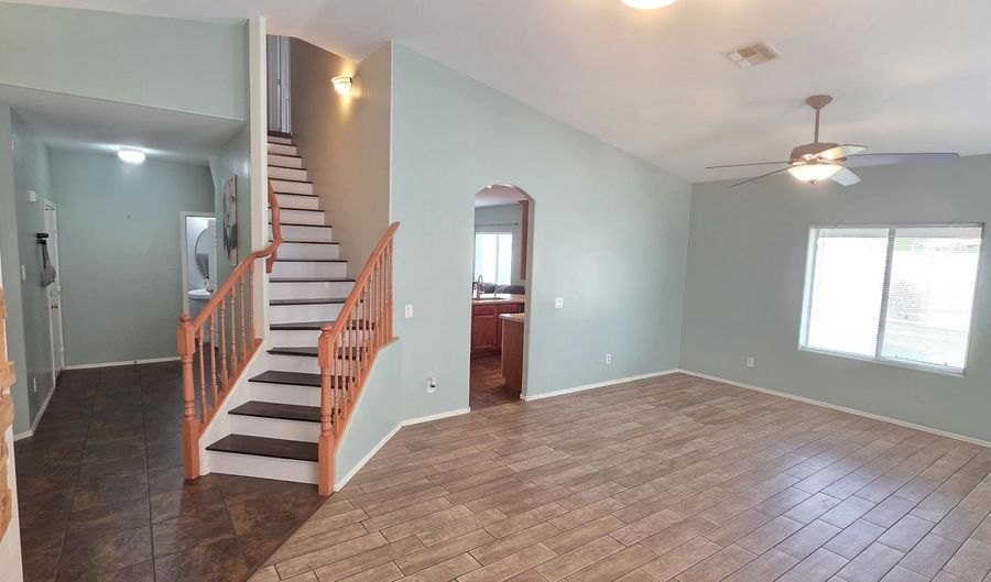 518 W BLACK HAWK Pl, Casa Grande, AZ 85122 - 4 Beds, 4 Bath