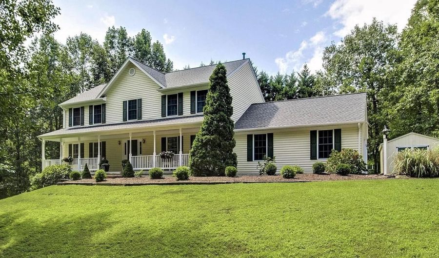 15066 COLIN Ln, Amissville, VA 20106 - 4 Beds, 4 Bath