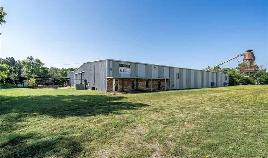 909 C St, Barling, AR 72923 - 0 Beds, 0 Bath