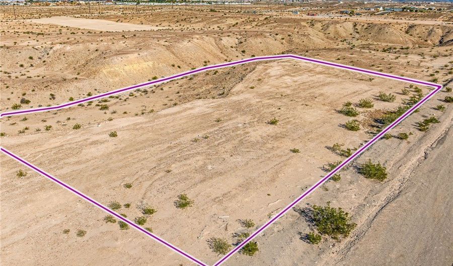 1909 N Oatman Rd, Bullhead City, AZ 86442 - 0 Beds, 0 Bath